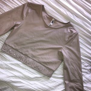 VS Sport Crop Top